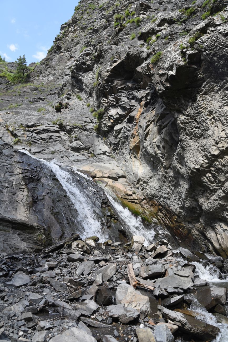 Окрестности водопада Цеси, image of landscape/habitat.