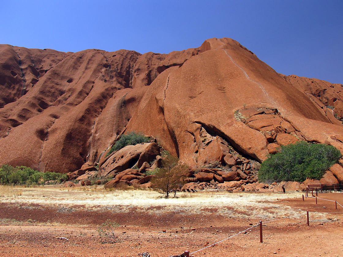 Uluru - Kata Tjuta, image of landscape/habitat.