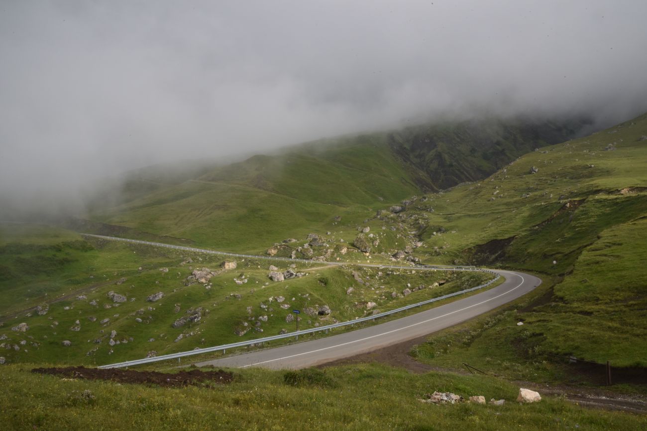 Альплагерь "Кязи" и окрестности, image of landscape/habitat.