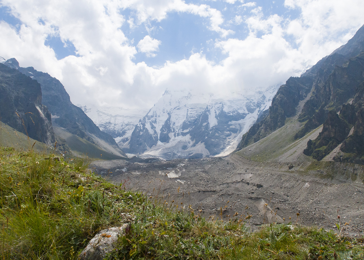Ледник Мижиргичиран, изображение ландшафта.