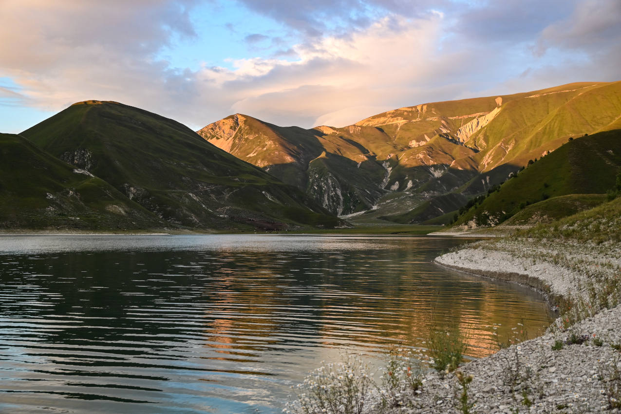 Озеро Кезенойам, image of landscape/habitat.