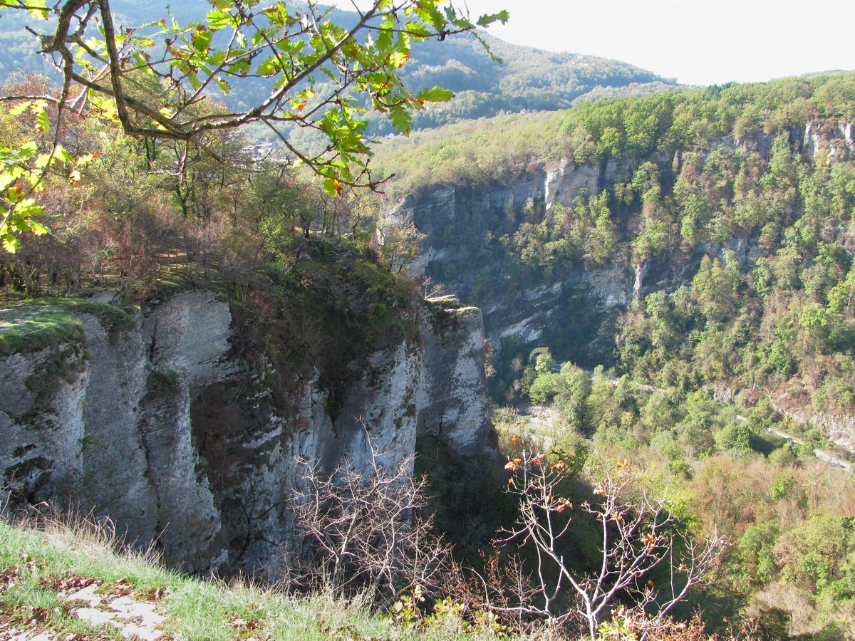 Окр. села Ахштырь, изображение ландшафта.