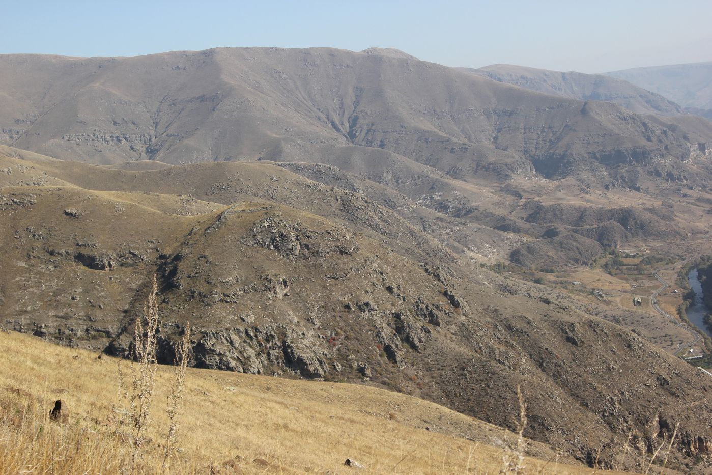 Окрестности урочища Cело Агара, изображение ландшафта.