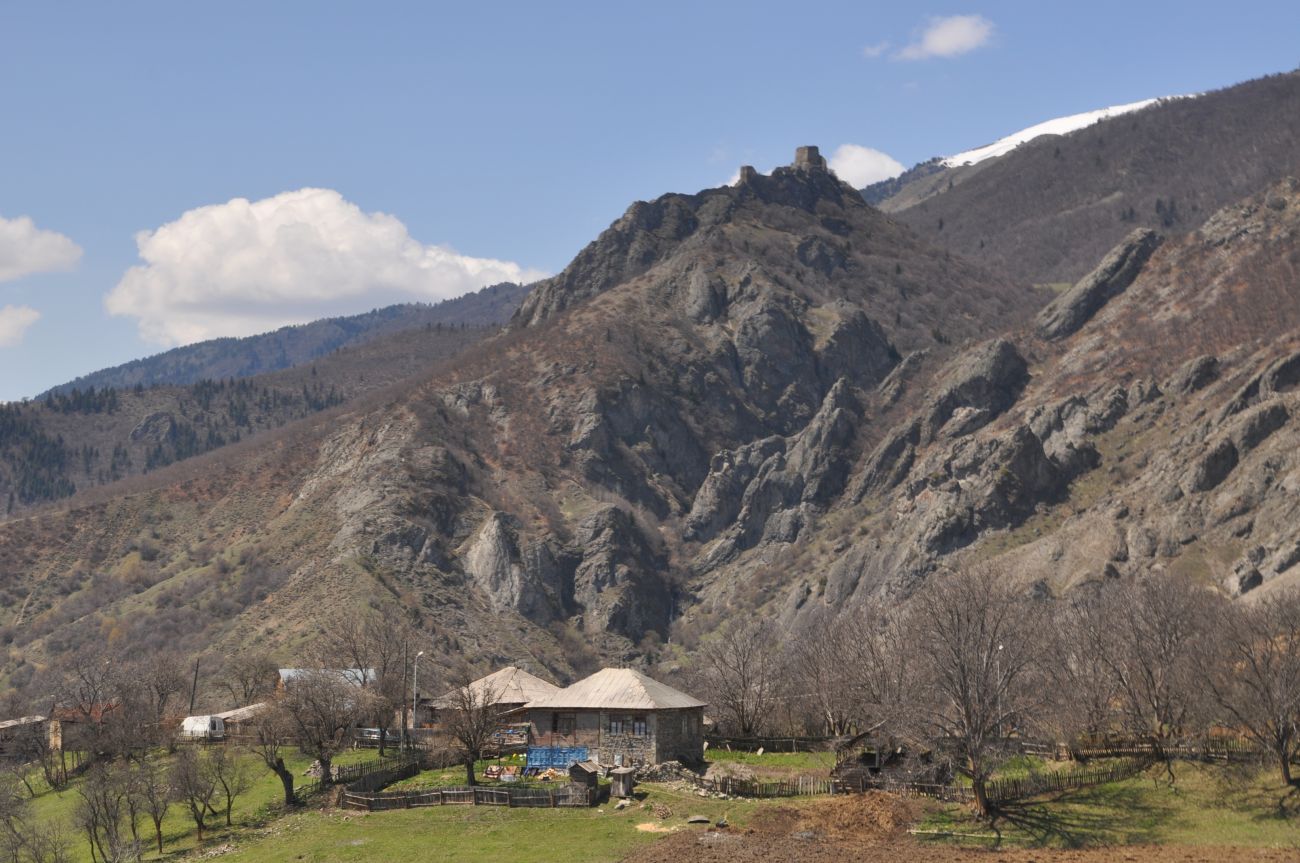 Село Шока, изображение ландшафта.