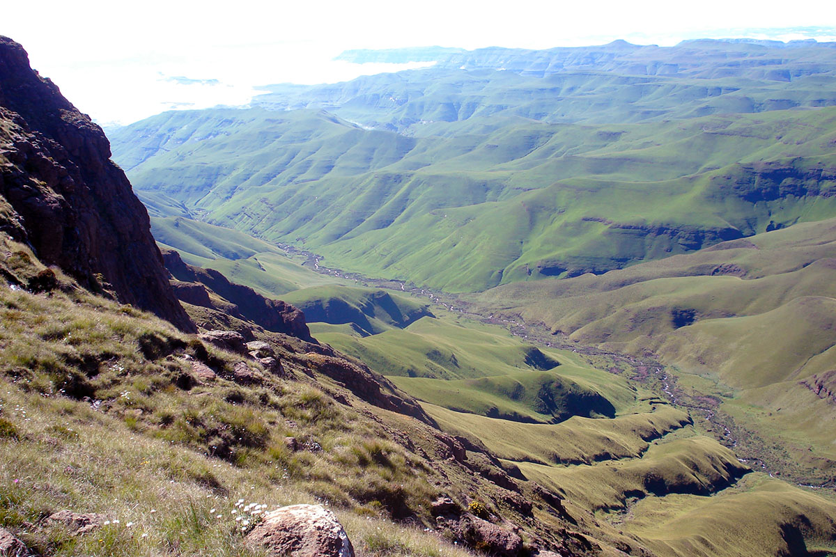 Тхабана-Нтленьяна, image of landscape/habitat.