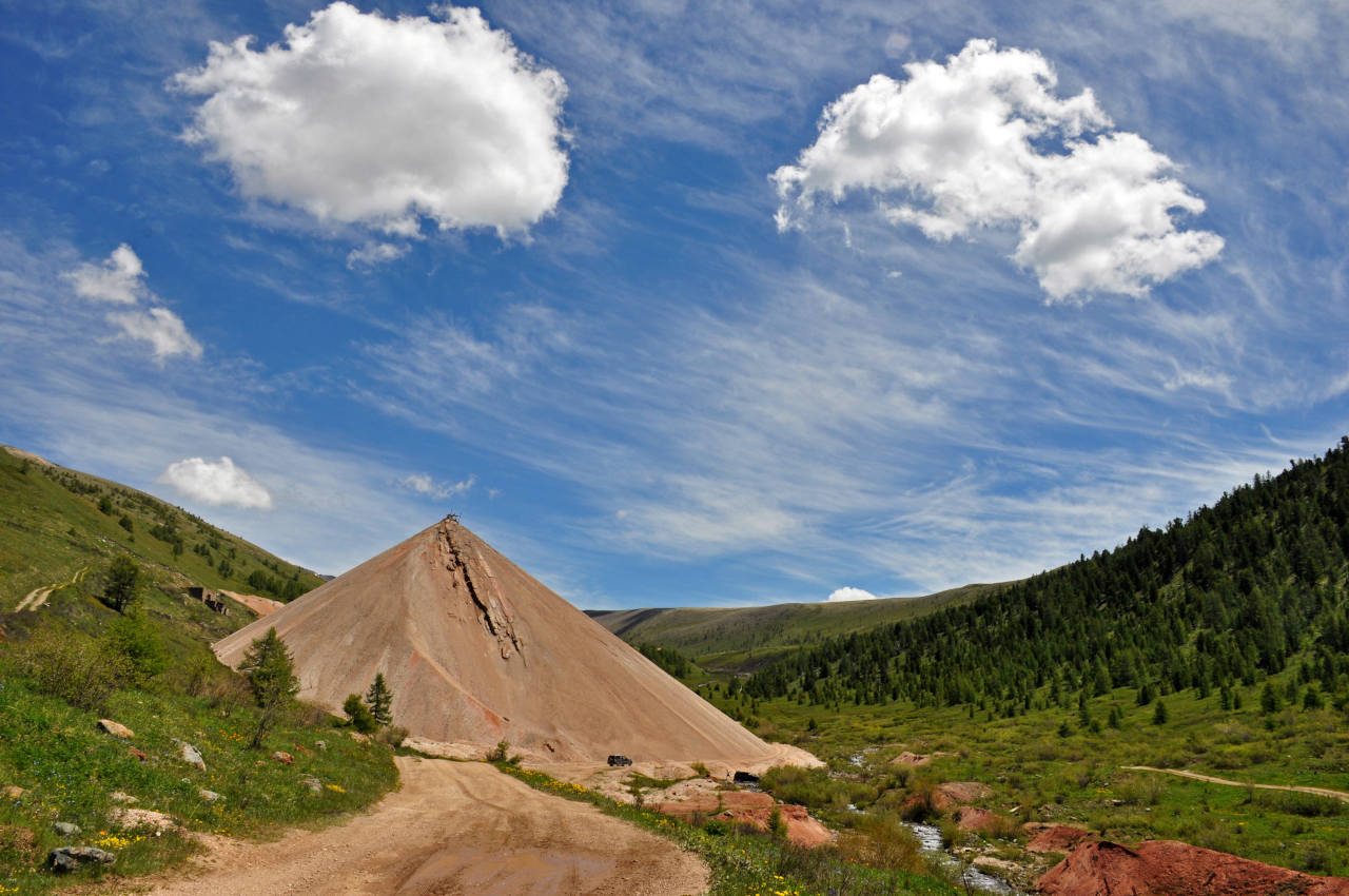 Долина реки Ярлы-Амры, image of landscape/habitat.