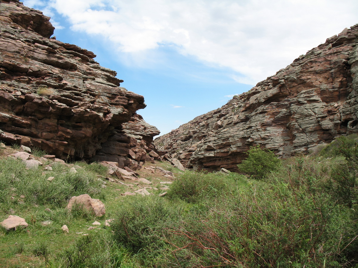 Разлом Карасай, image of landscape/habitat.