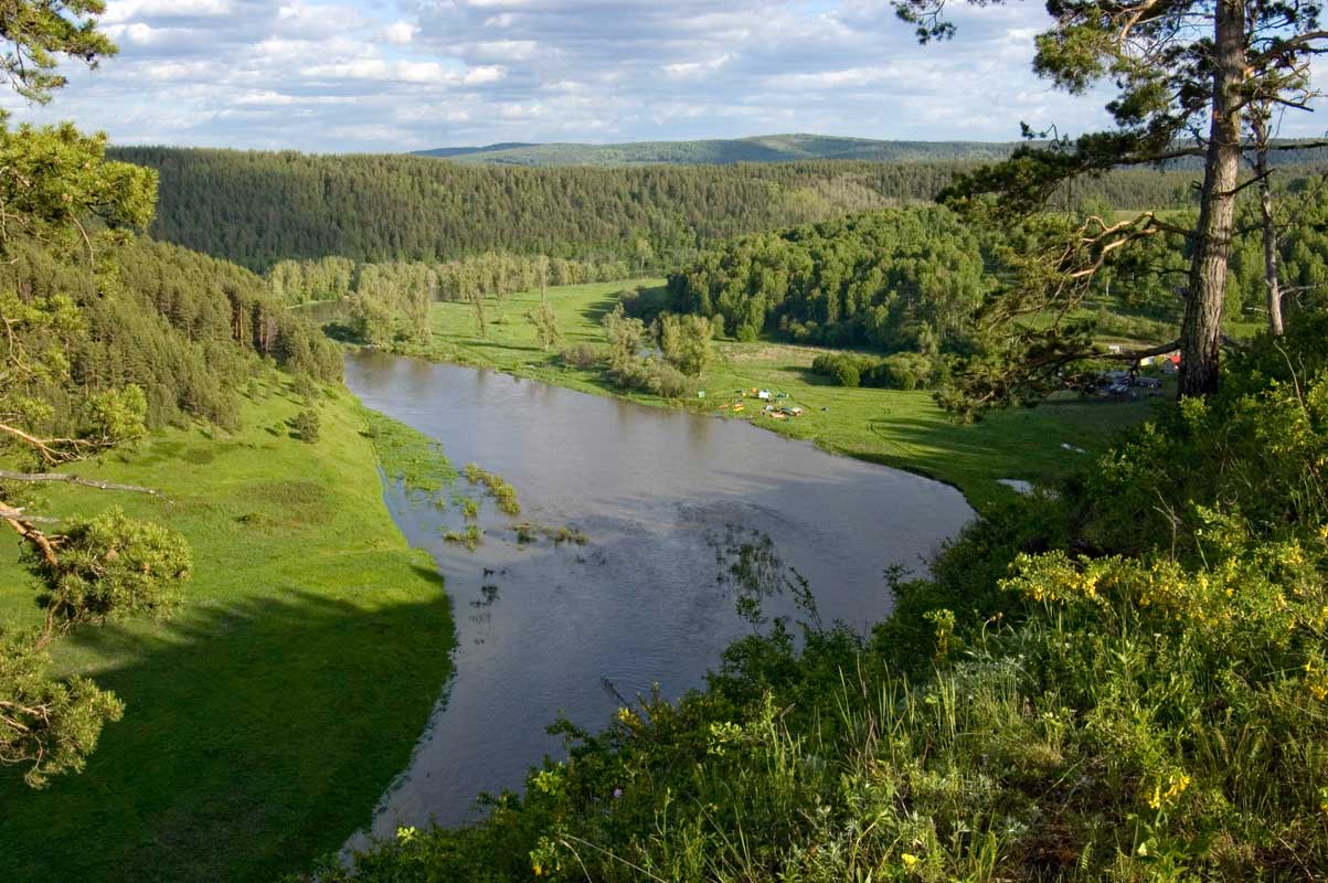 Окрестности Жеребчикова гребня, изображение ландшафта.