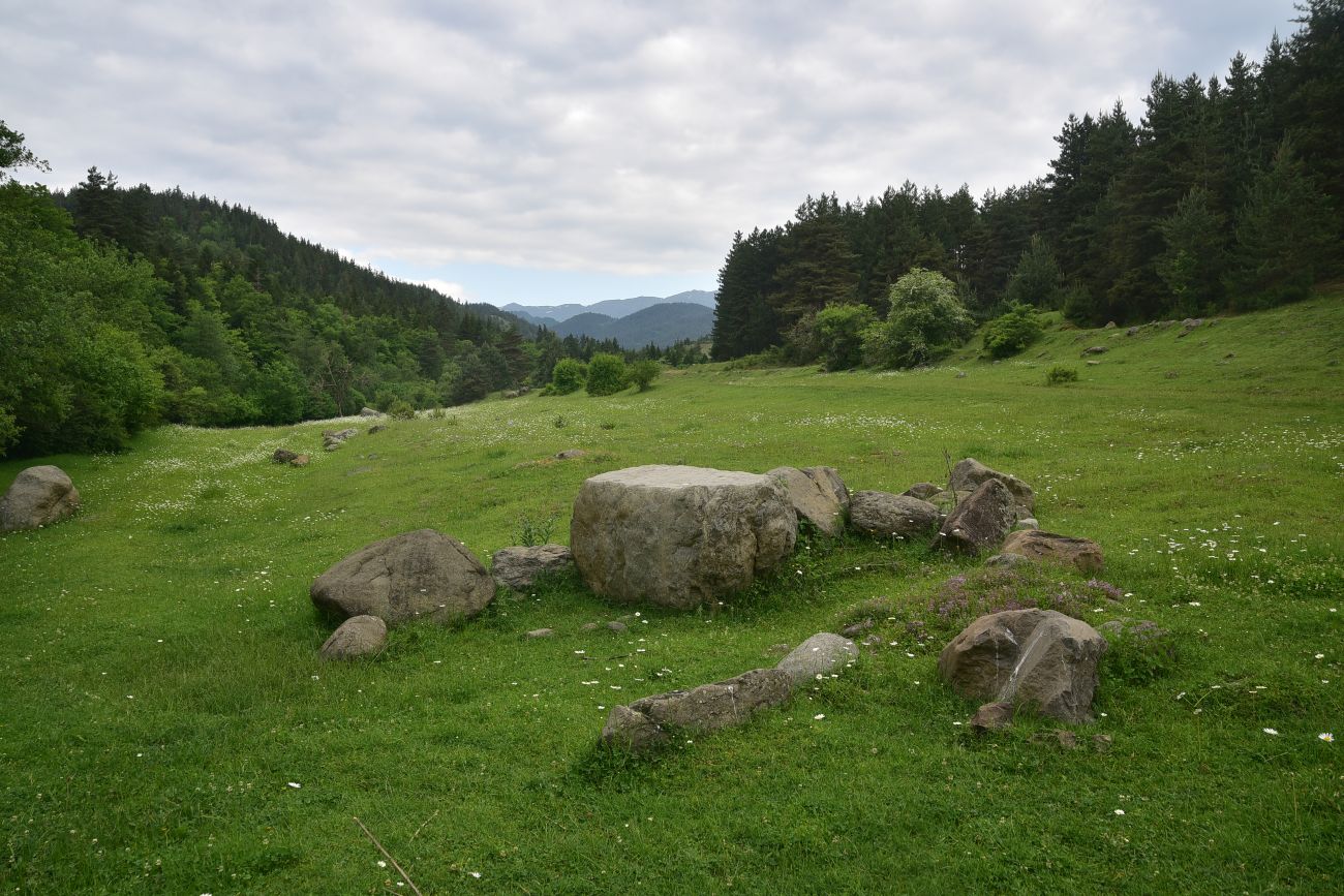 Цинубанская баня, image of landscape/habitat.