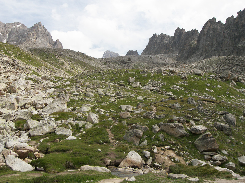 Долина Адыр-Су, image of landscape/habitat.