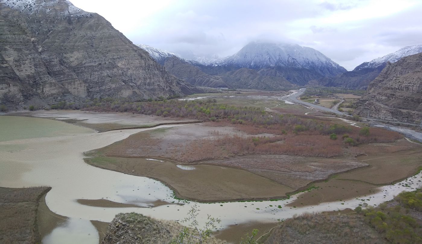 Озеро Тортум, image of landscape/habitat.