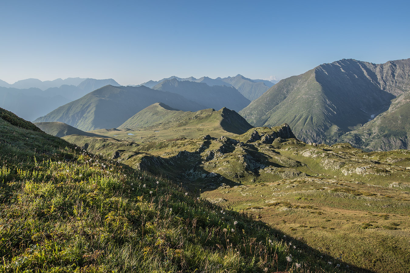 Хребет Бзерпи, изображение ландшафта.