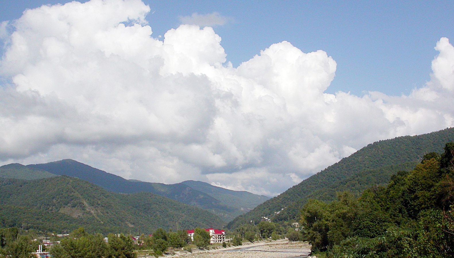 Лазаревское, image of landscape/habitat.