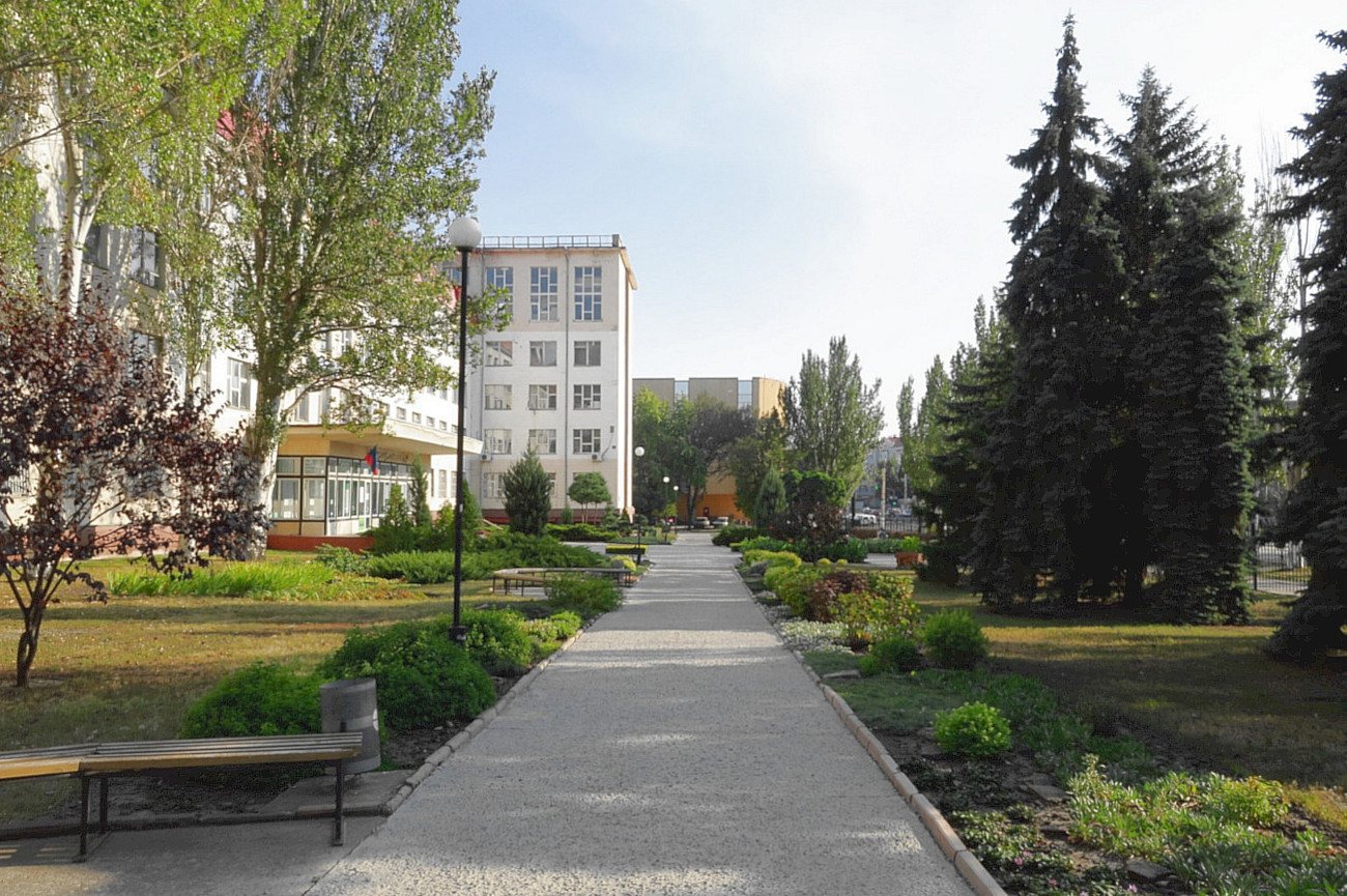 Луганск, image of landscape/habitat.