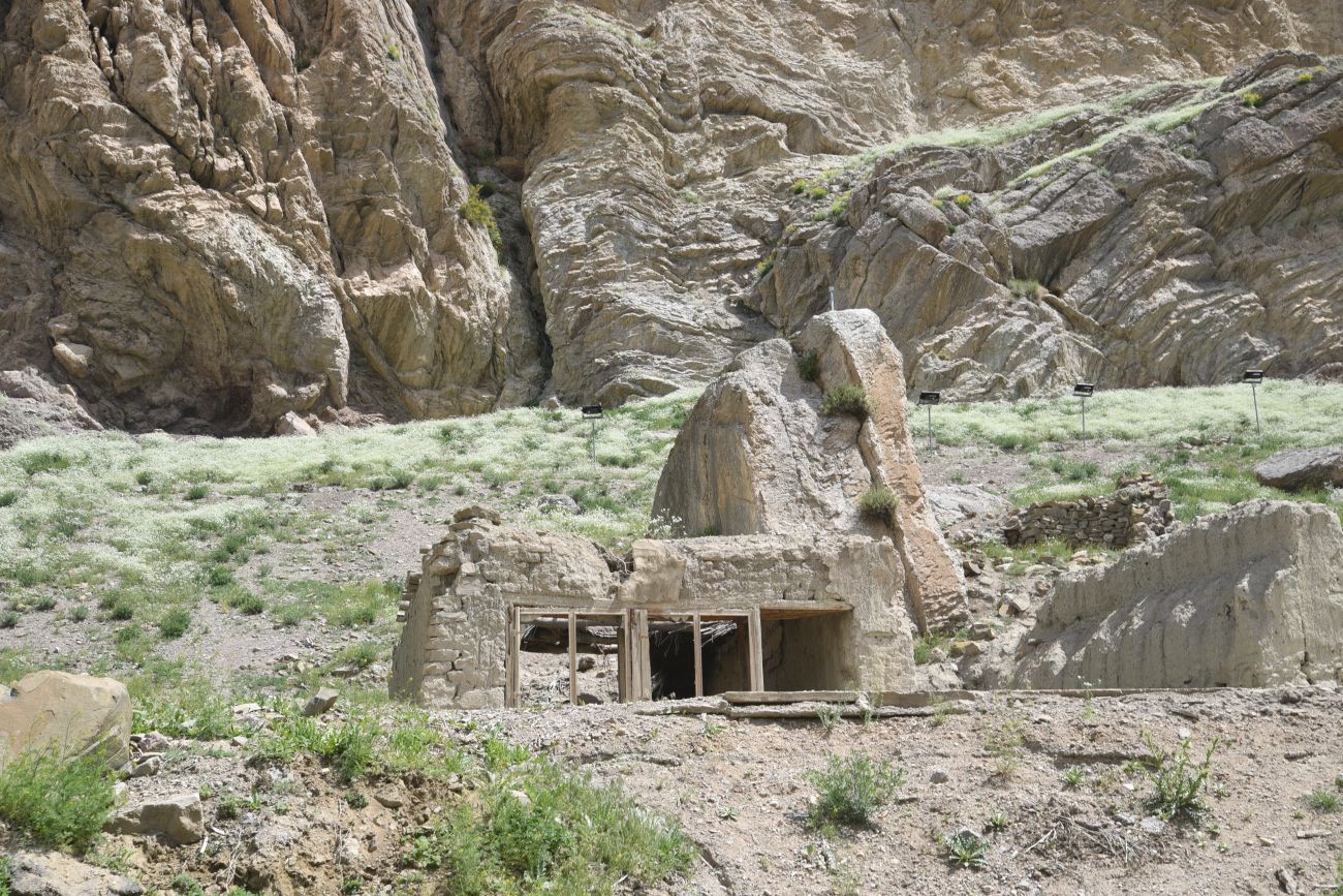 Крепость Хошаб, изображение ландшафта.