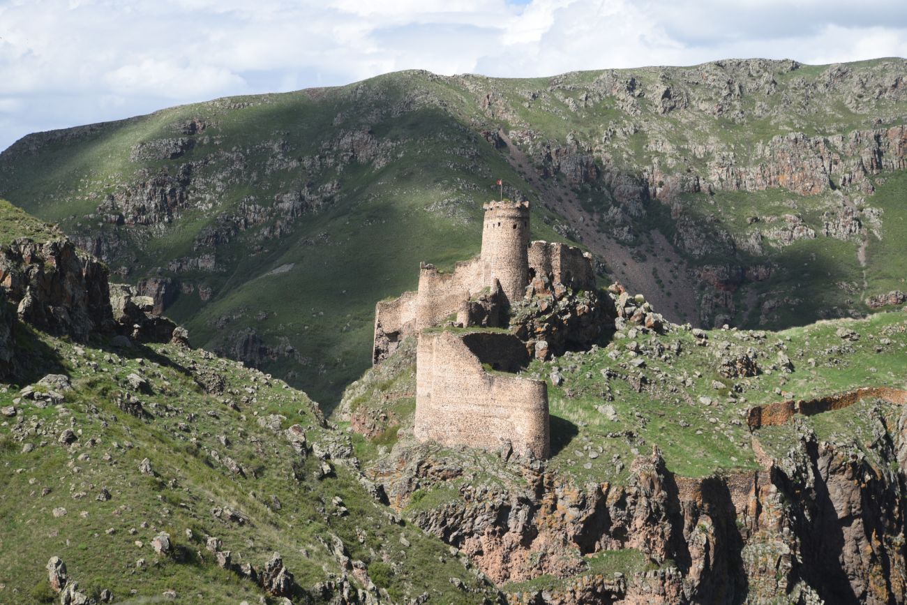 Окрестности Шайтан Калеси, image of landscape/habitat.
