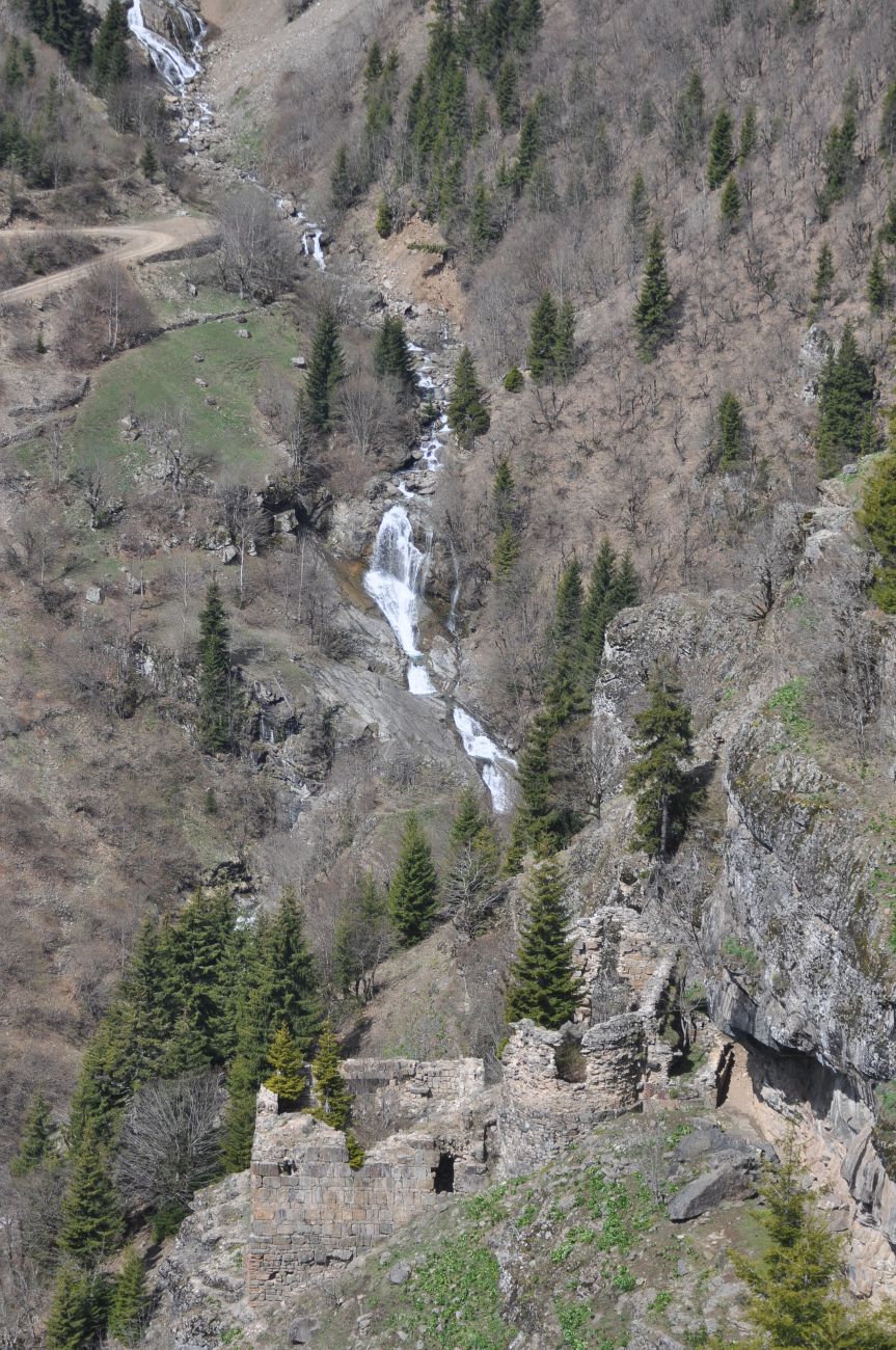 Окрестности монастыря Парехи, image of landscape/habitat.