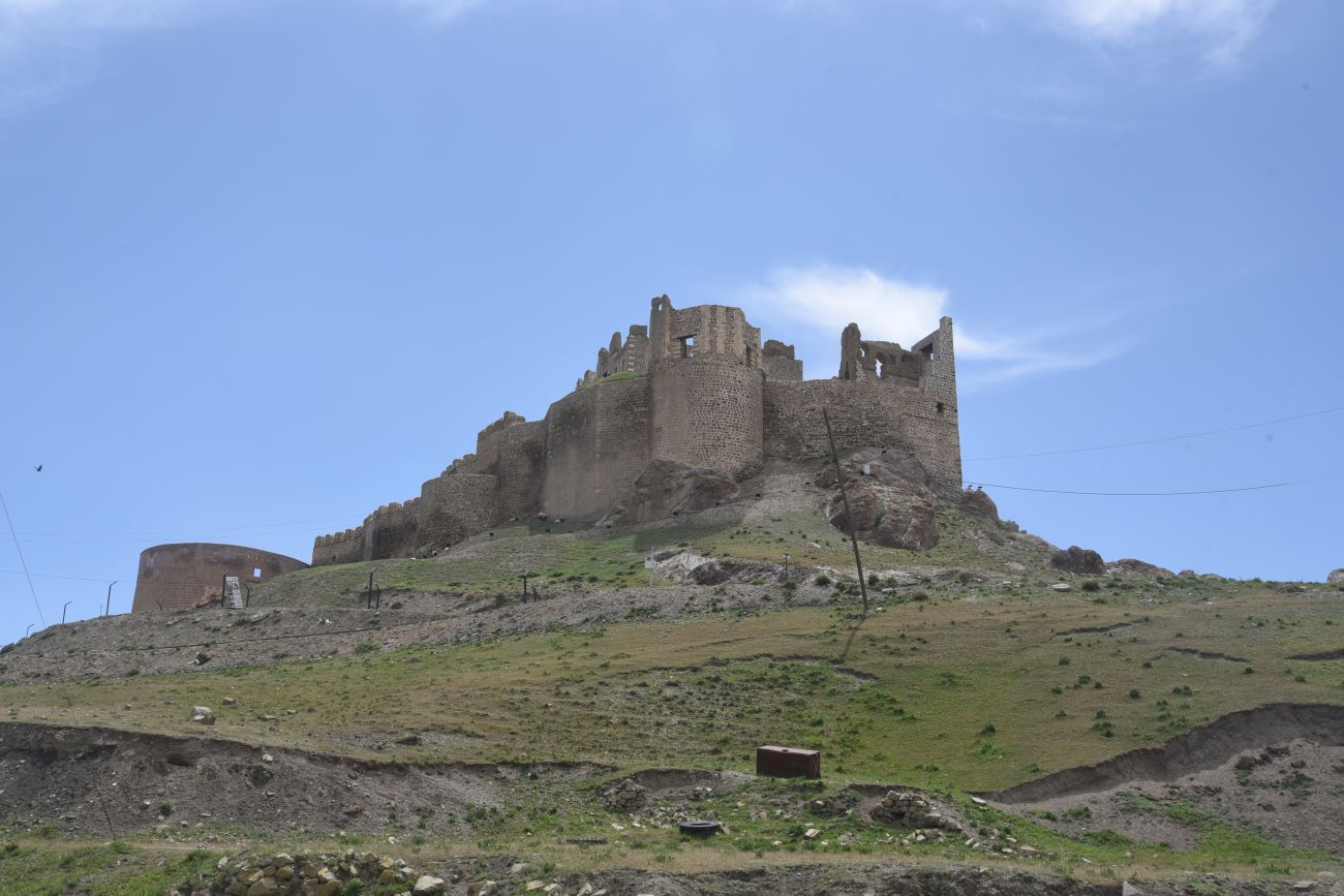 Крепость Хошаб, изображение ландшафта.