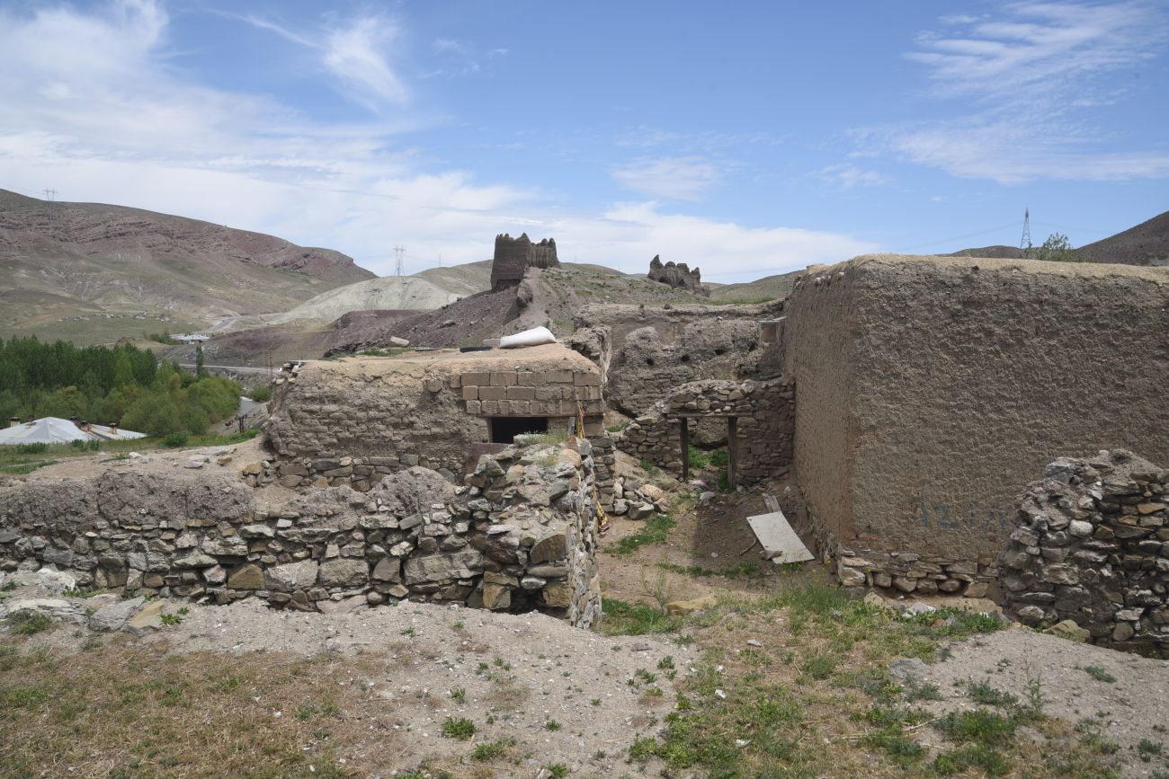 Крепость Хошаб, изображение ландшафта.