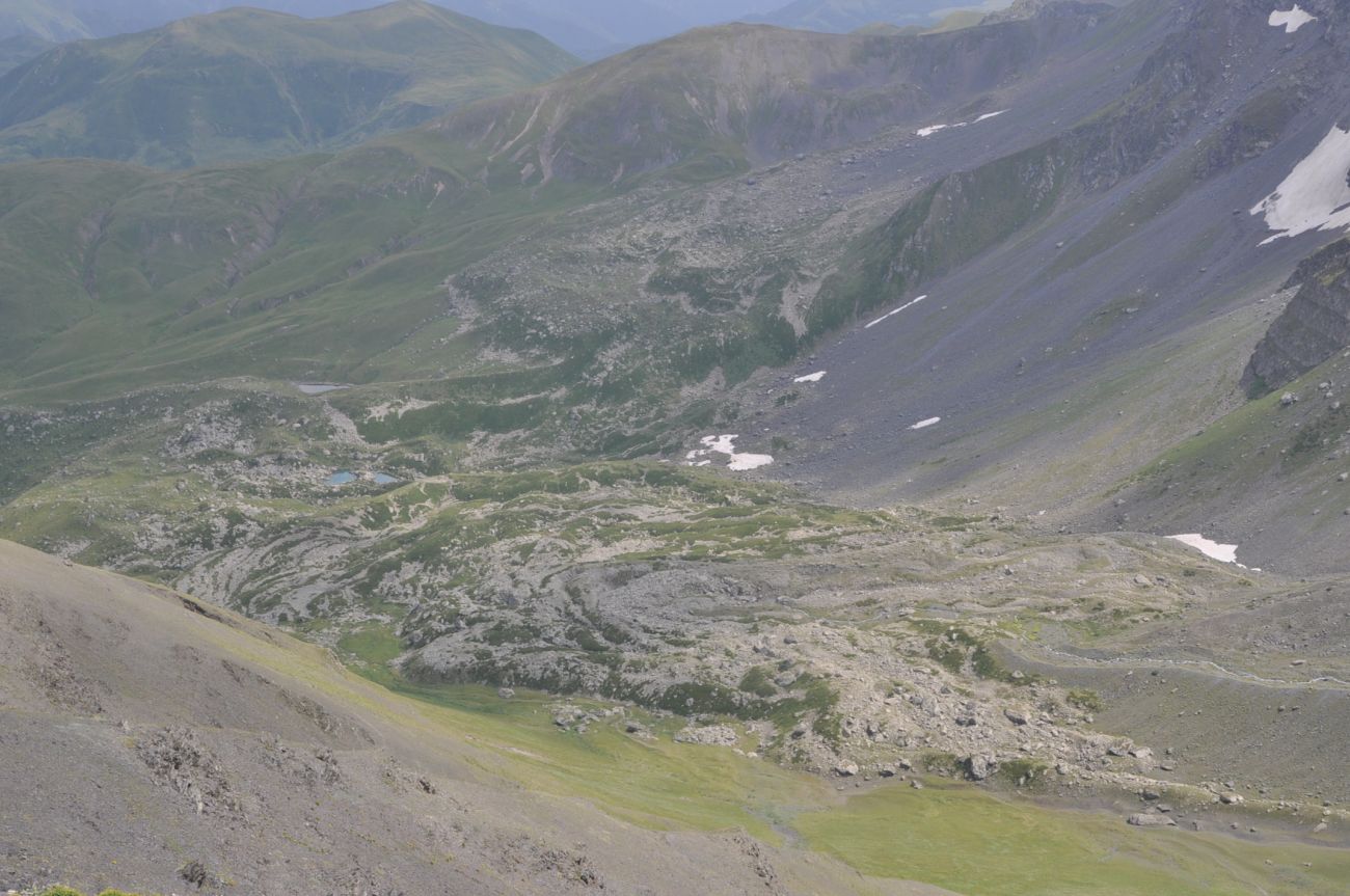 Голубое Абуделаури и окрестности, image of landscape/habitat.