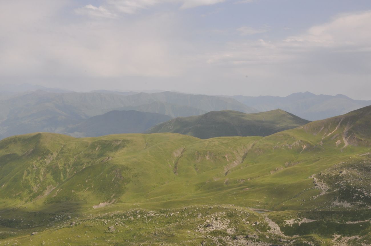 Голубое Абуделаури и окрестности, image of landscape/habitat.