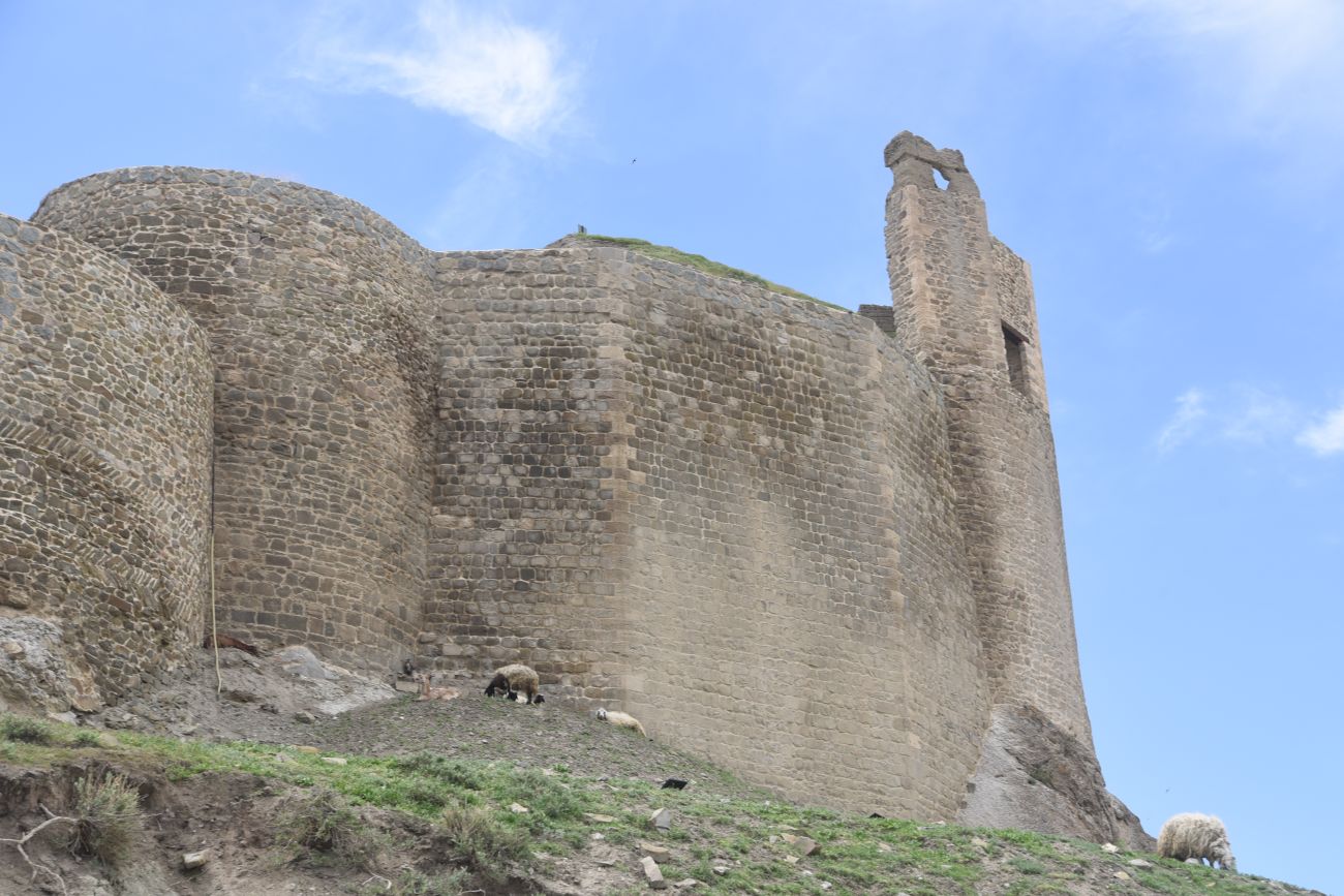 Крепость Хошаб, image of landscape/habitat.